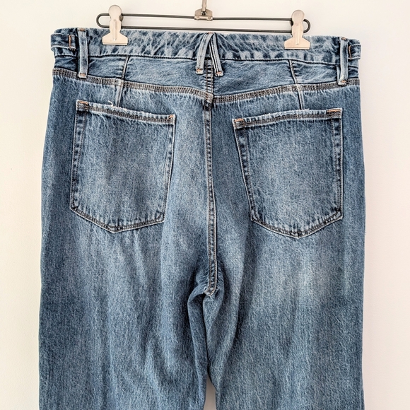 Good American Women's Good 90' Distressed Blue Jeans ~ Size 12/31 - Picture 9 of 13